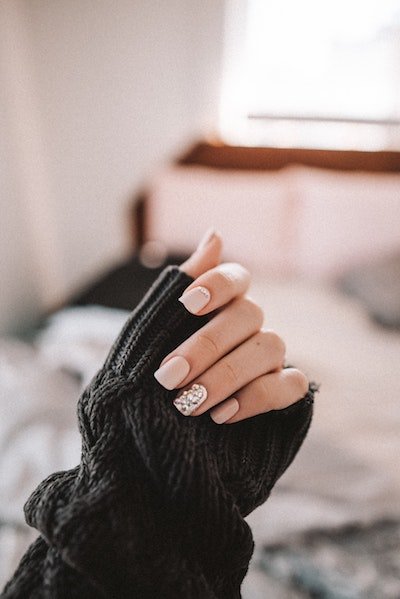 Is It Worth It To Use Acrylic Or Press-On Nails? | TheBeauLife