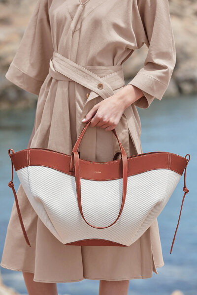 Women's Bags - Crossbody, Handbags, Purses & More | A.P.C. Accessories