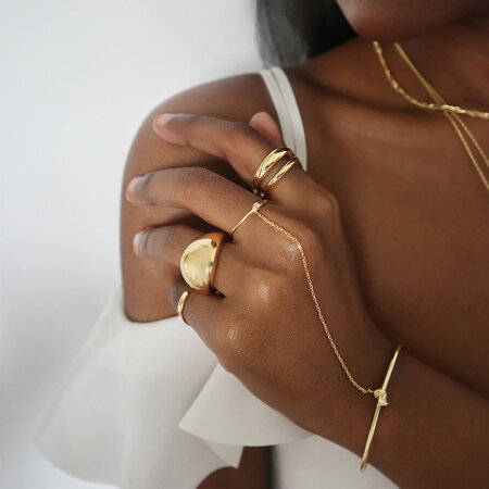 Ace The Chunky Gold Jewellery Trend With These Picks | TheBeauLife